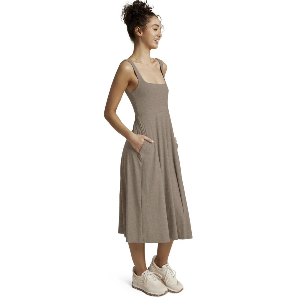 Beyond Yoga Featherweight At The Ready Midi Dress Brown Tan L